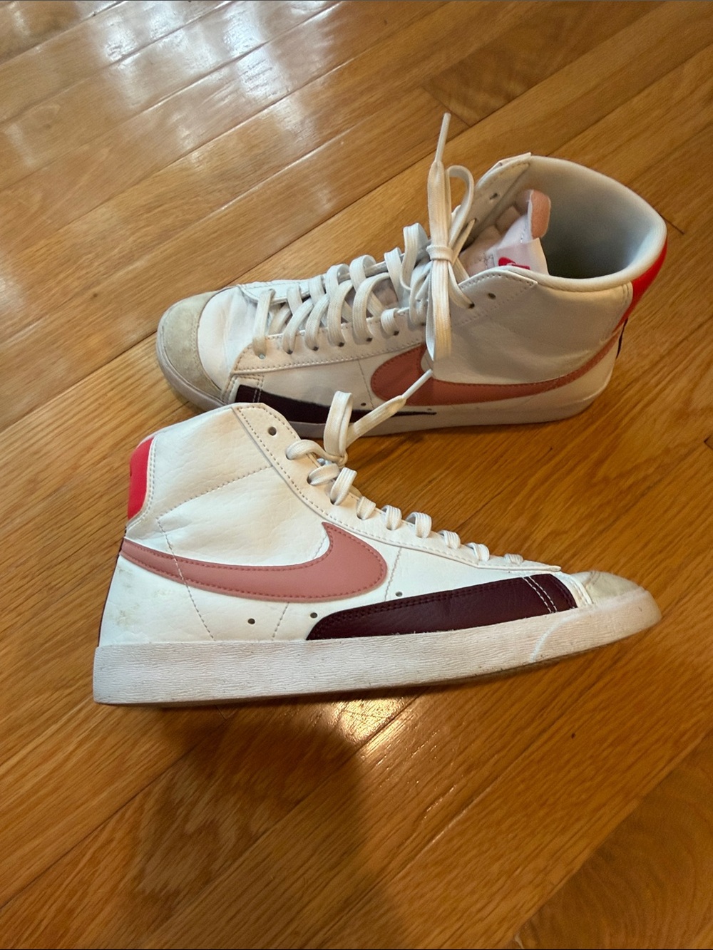 Nike Blazer High-Top Sneakers in White with Pink & Burgundy Swoosh - Picture 2 of 4